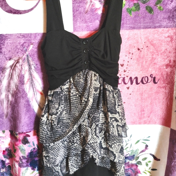 Rue 21, Juniors, Size S, Snakeskin print, Party dress, Cute and fitting - Picture 1 of 3